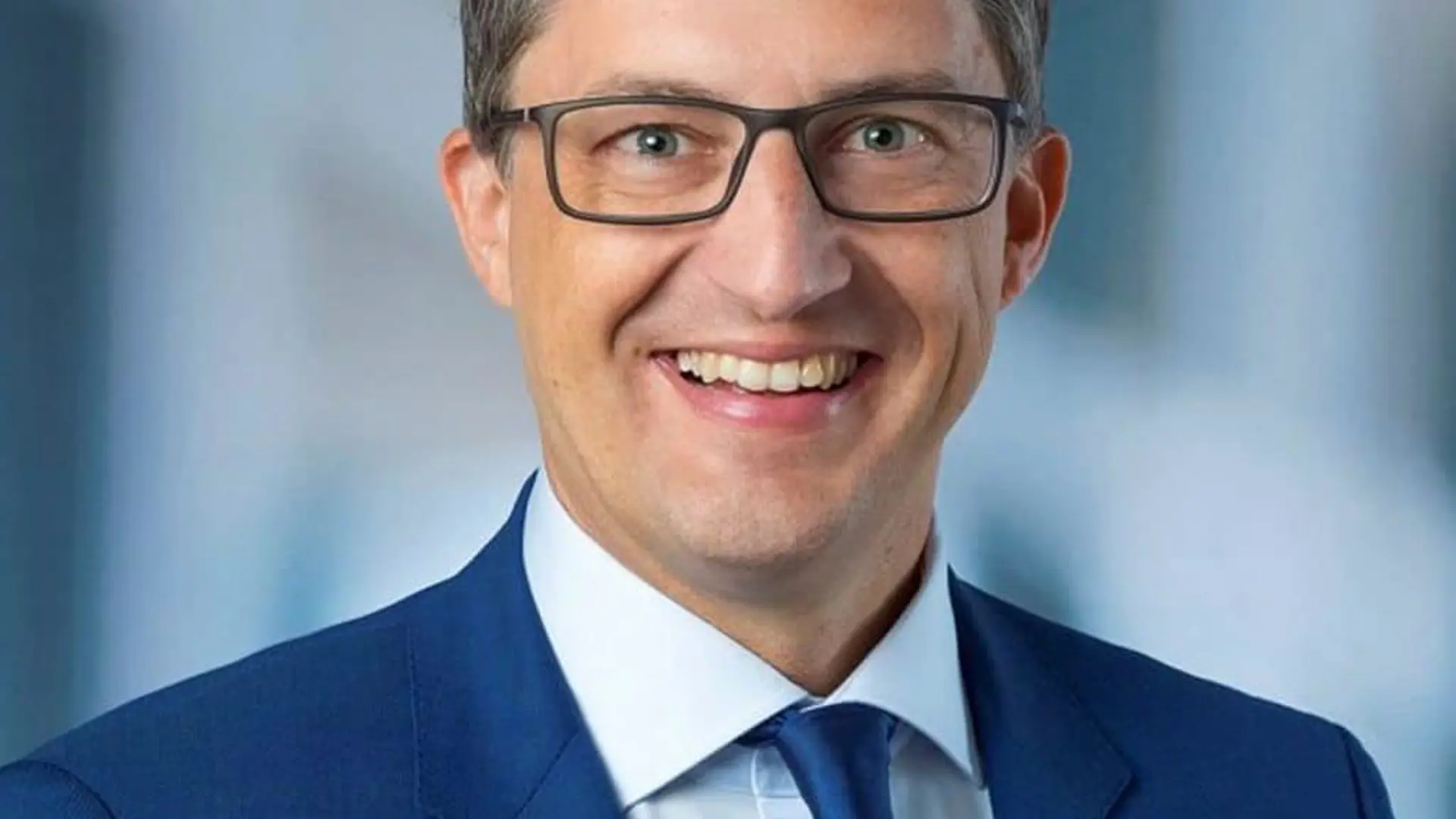 Referent Marcus K. Reif: HR-Führungskraft und Experte für People-Management zeigt Ihnen den positiven Einfluss einer modernen Personalarbeit.