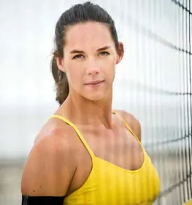 Referentin Kira Walkenhorst: Beachvolleyball Olympiasiegerin, Sportlerin und Keynote-Speakerin.