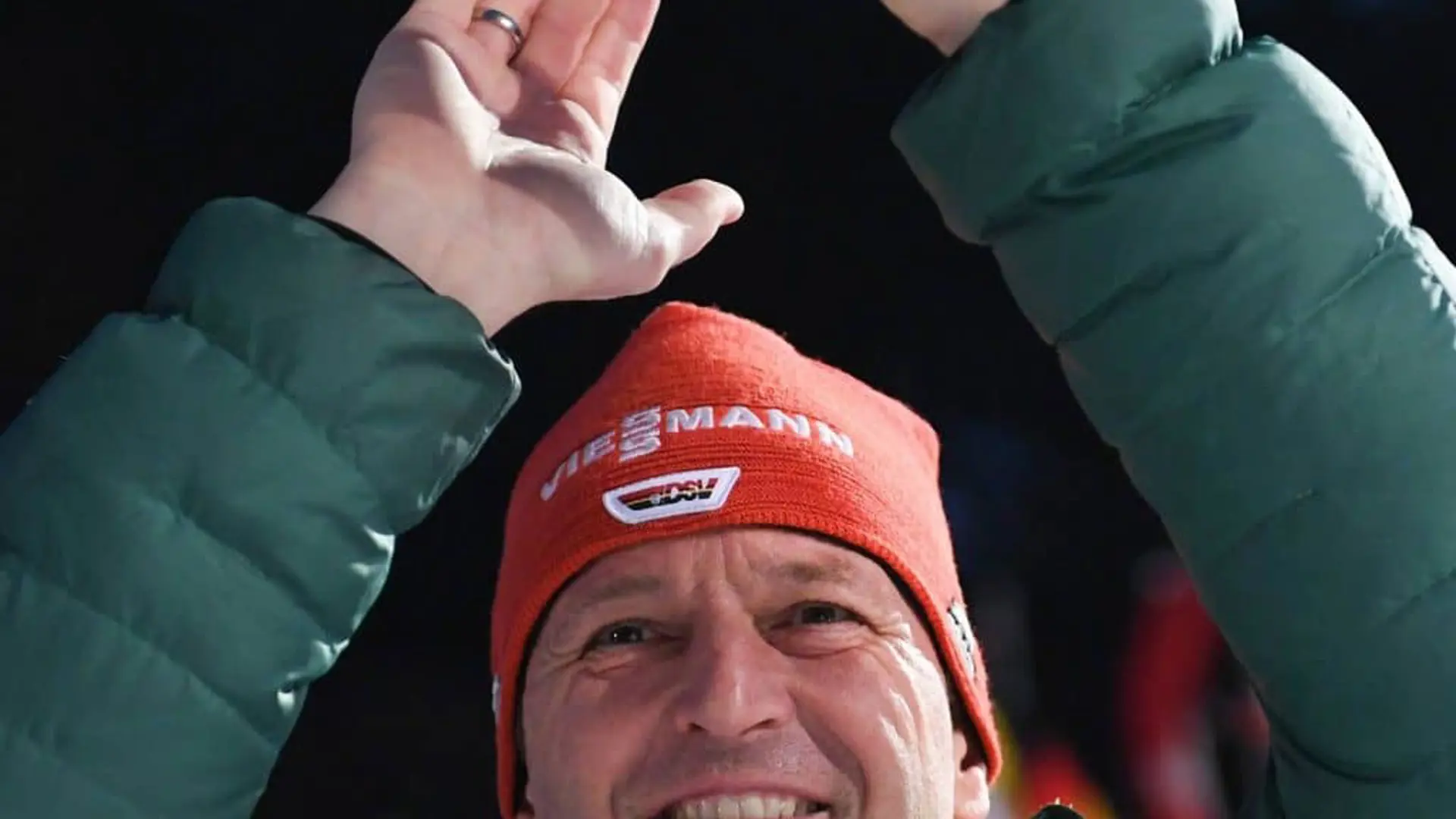 Referent Werner Schuster: Mit Erfahrung Ihr Team zum Erfolg - Ehemaliger Bundestrainer im Skispringen als Ihr Experte für Teamführung und Teambuilding.